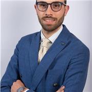 Dottore di Ricerca in Filosofia offre lezioni in materie di ambito umanistico